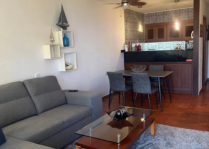 Discovery With Patio Discovery 2 شقة *