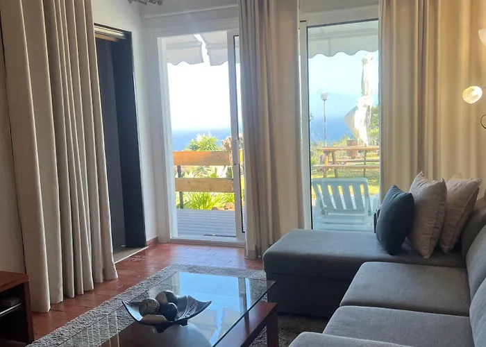 Apartment Discovery With Patio Discovery 2 *